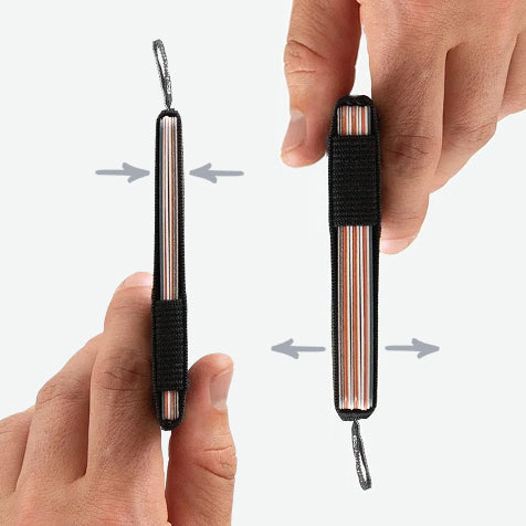 Two YAW wallets side by side, arrows showing the elastic drawing tight on a thin stack and opening out for a thicker one